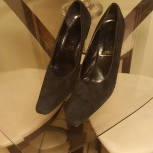 Robert Clergie black suede heels